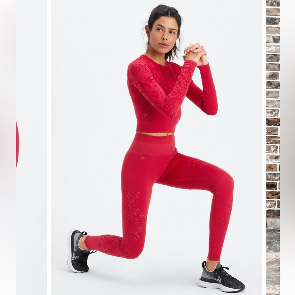 Fabletics Flora Seamless Lace Long Sleeve Top